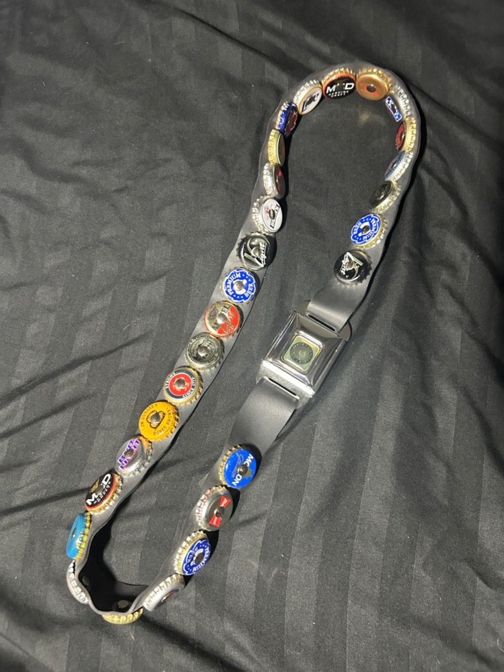Little Earth Vintage Unique Beer Bottle Cap with Seat Belt Buckle